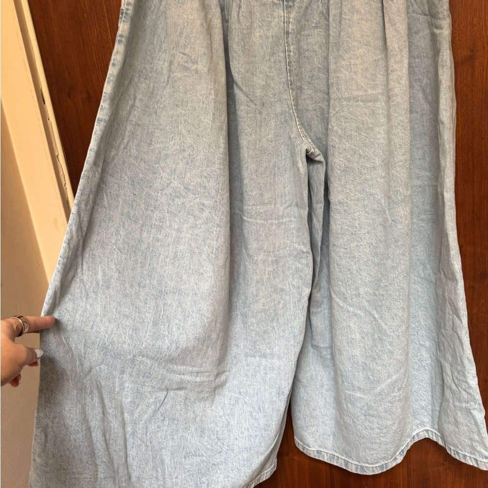 We The Free Light Wash Denim Wide Leg Jeans - Picture 4 of 6